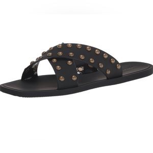 NWT Lucky Brand Julina Footwear